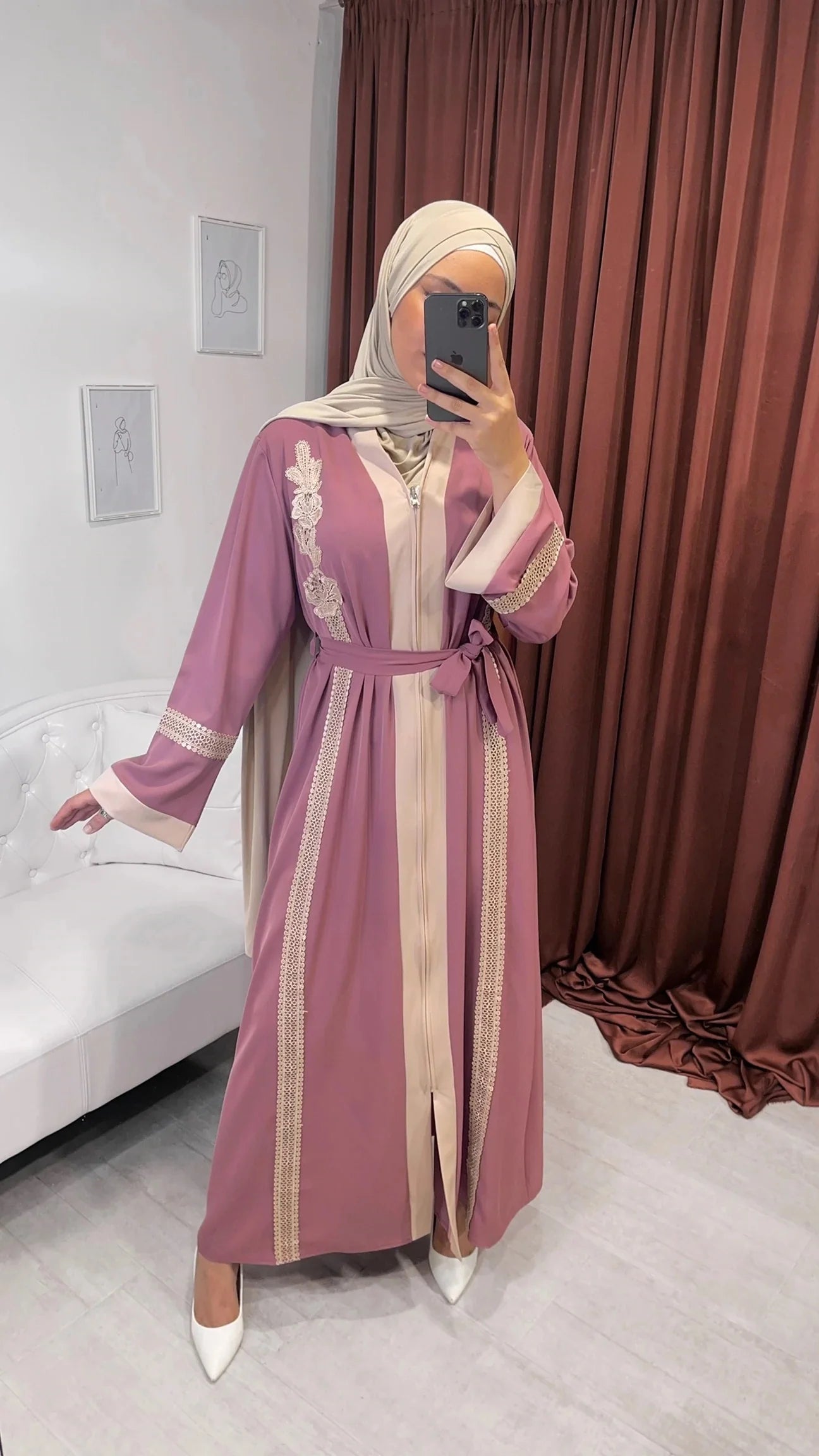ABAYA MINILA